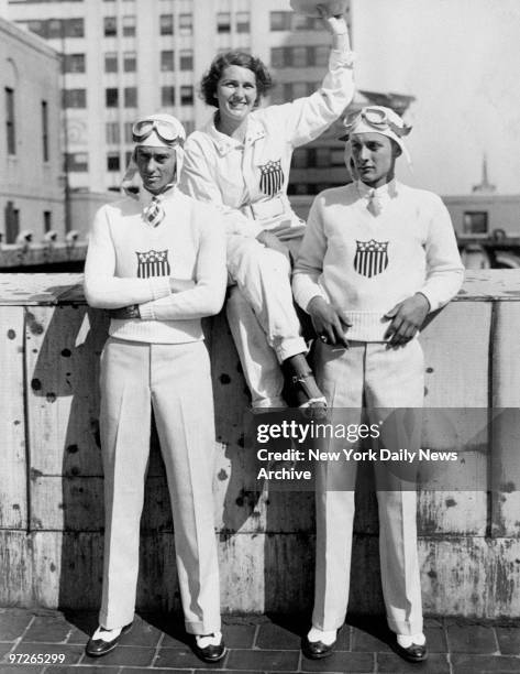 Rupert, Loretta and Raymond Turnbull at the Commodore Hotel before trip to Italy.