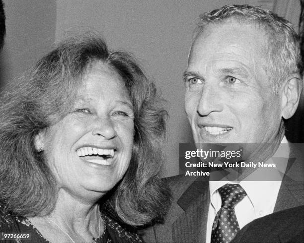 Colleen Dewhurst and Paul Newman back Mark Green for the U.S. Senate at the Limelight.