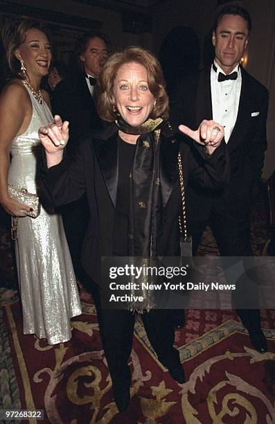 Leslie Gore is having a ball at the annual Red Ball at the Plaza Hotel.