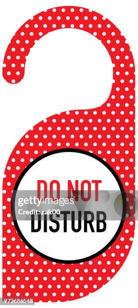 bitte nicht stören. karton türhänger, vektor-illustration - confidential englischer begriff stock-grafiken, -clipart, -cartoons und -symbole