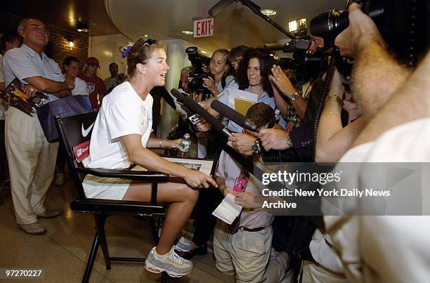 Brandi Chastain, of the U.S. World Cup championship. Women's World Cup in soccer team, talks to reporters at Nike Town. Photo by Susan Watts/NY Daily...