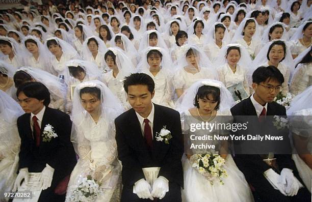 Marriage Reverant Moon 193 Us Moon Wedding Moon Stock Photos, High-Res Pictures, and Images ...