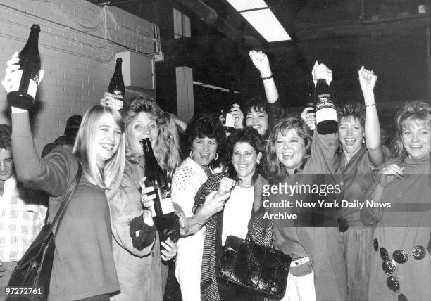 New York Mets vs Houston Astros win 7-7 in 16 inning at Astrodome to win National league flag., IT'S CHAMPAGNE TIME... For wives of victorious Mets.