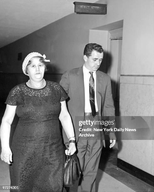 Linda Ris 72 Linda Riss Stock Photos, High-Res Pictures, and Images - Getty Images