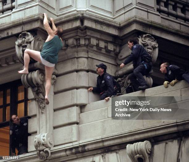 Jack Petelui attempts suicide by jumping from the Ansonia Hotel, as Emergency Service Unit Police try to talk him out of it. He eventually jumped...