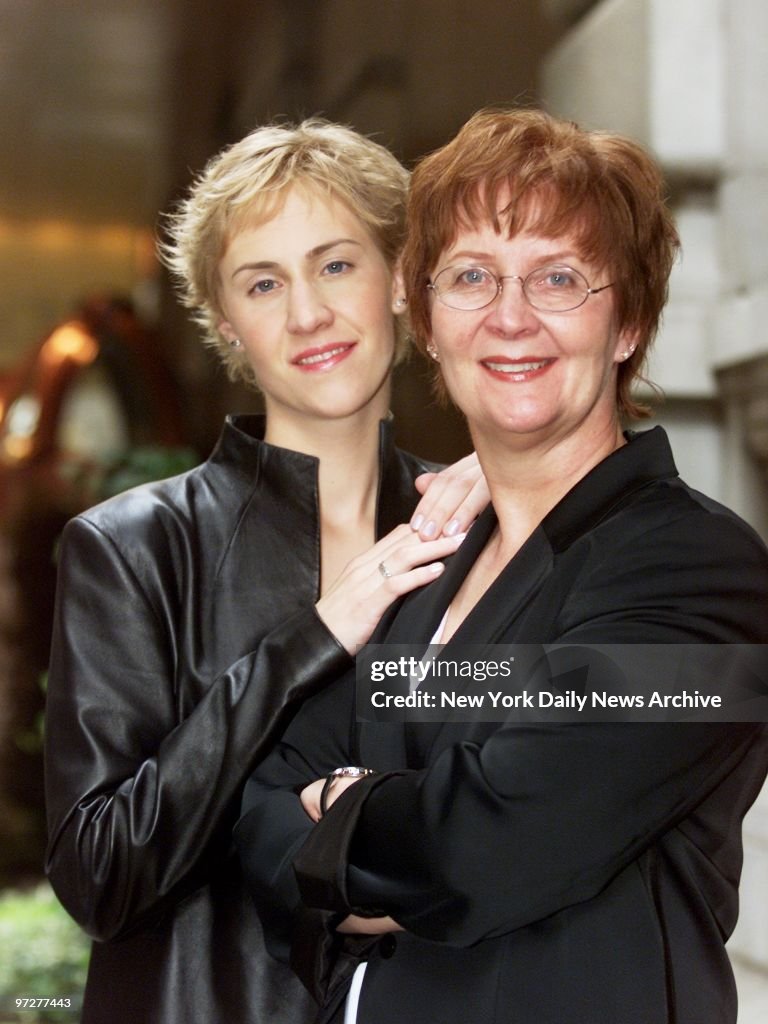 Mystery writer Janet Evanovich with her daughter, Alexandra,