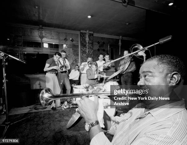 Louis Armstrong , who reshaped jazz in the 1920s and was still picking up new fans into the 1960s with his renditions of pop songs such as \\\"Hello,...
