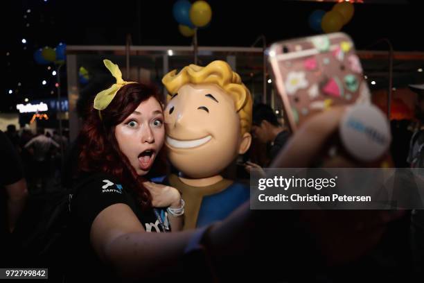 Laurel Rothamel Face Fallout 76 Photos and Premium High Res Pictures - Getty Images