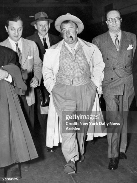 Lou Costello arrives at Grand Central Terminal aboard the 20th Century Limited.