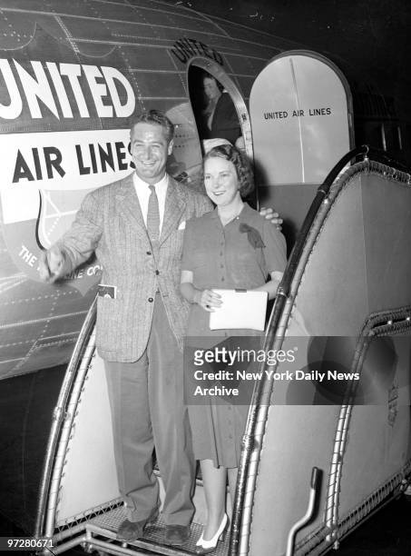 Lou Gehrig arriving at Newark Airport with wife from Mayo Clinic.