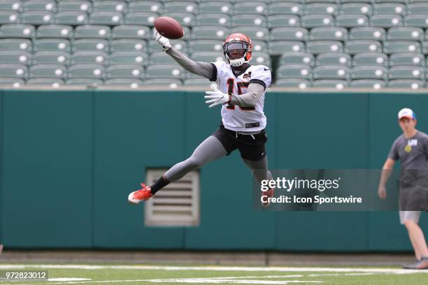 Cincinnati Bengals wide receiver John Ross catches a pass during Bengals minicamp on June 12th, 2018 at Paul Brown Stadium in Cincinnati, OH.