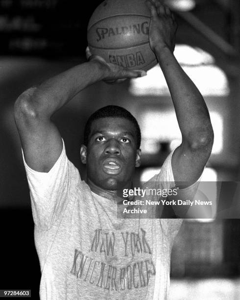 The New York Knicks finally may have something to cheer about, Bernard King is making his comeback. King saying he can go one-on-one with anybody,...