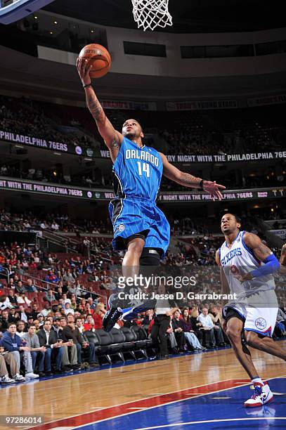 Jameer Nelson of the Orlando Magic shoots against the Philadelphia 76ers during the game on March 1, 2010 at the Wachovia Center in Philadelphia,...