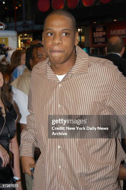Jay Z Vip Riser 1,015 Cineplex Vip Theater Stock Photos, High-Res Pictures, and Images ...