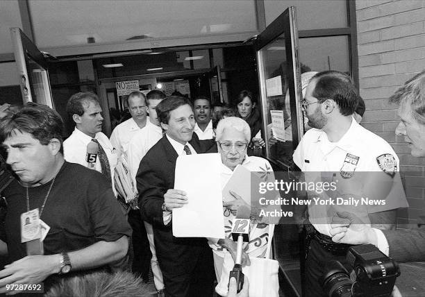 Jean Rifkin Jan 1993 Photos and Premium High Res Pictures - Getty Images