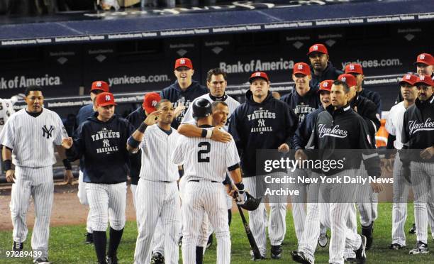 New York Yankees' Derek Jeter breaks Lou Gehrig's franchise hit record in the third inning of game against Baltimore Orioles. Jeter's 2,772 hit as a...