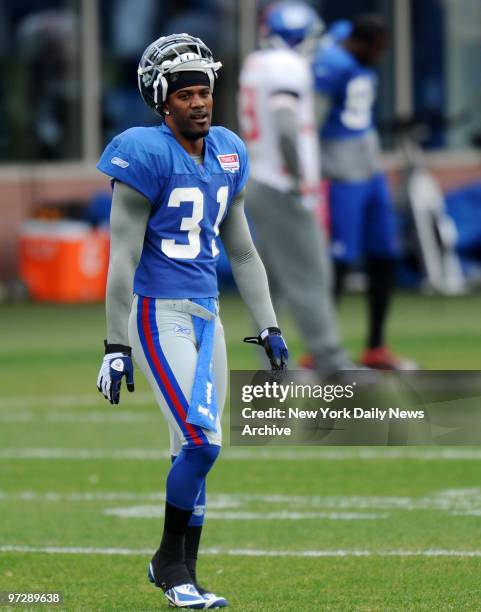New York Giants cornerback Aaron Ross practicing yesterday at the Meadowlands.