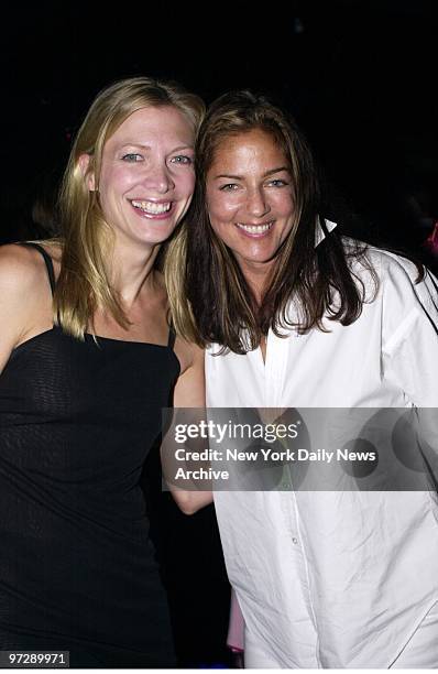 Kelly Coll 1,836 Jennifer Klein Stock Photos, High-Res Pictures, and Images ...