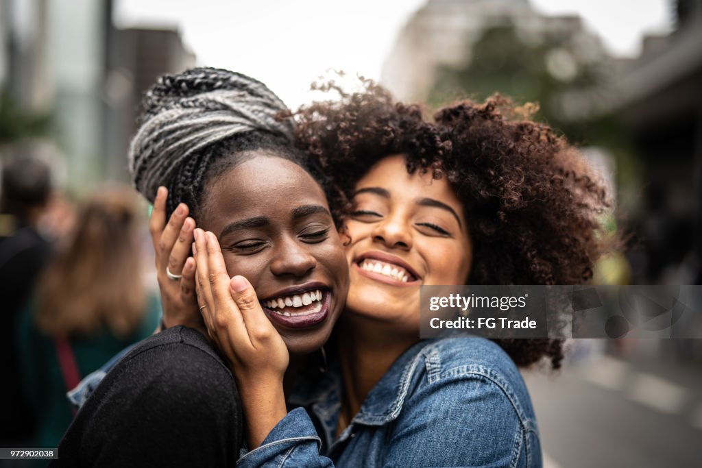 Die Liebe Freundinnen