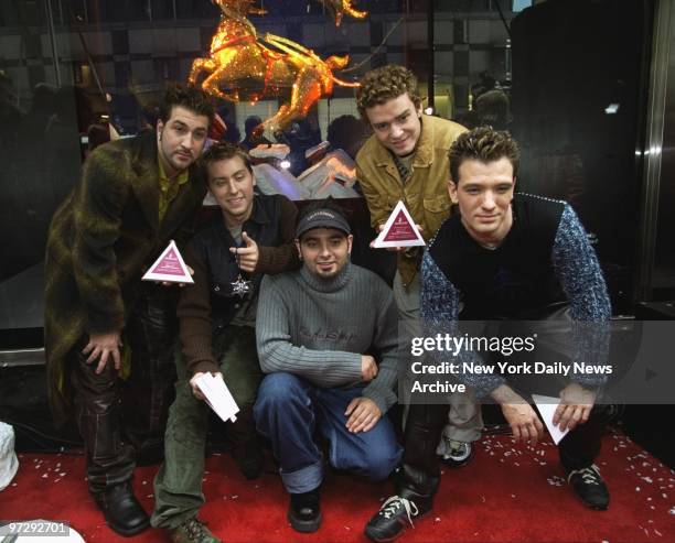 The rock group 'N Sync is on hand for a "Total Request Live" session at MTV's Times Square Studio. From left are, Joey Fatone, Justin Timberlake,...
