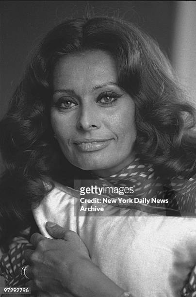 Sophia Loren in New York promoting her film "A Special Day" .
