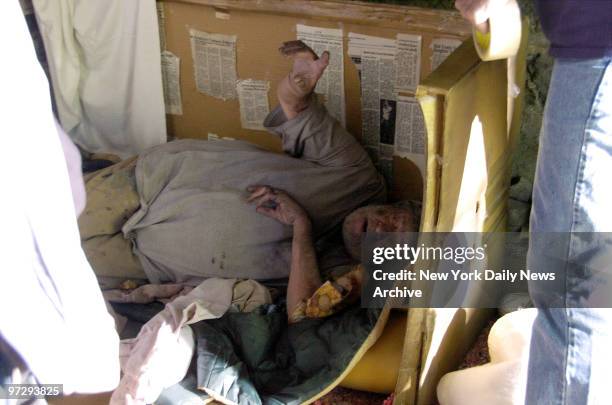 Jerry Lewis lies in a cardboard box as he films a scene for an upcoming episode of "Law and Order: Special Victims Unit" at Central Park West and W....