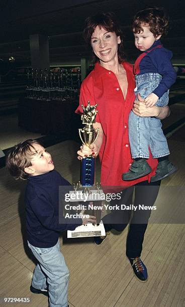 Marilu Henner and children Nicky and Joey at the Second Stage All Star Bowling Classic Benefit held at Leisure Time Bowling Lanes in the Port...