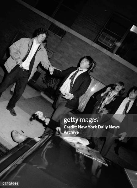 Jr.'s Bash a Socko ShowIt started out like a birthday ball but wound up one helluva brawl, shortly after 4 a.m. When John F. Kennedy Jr.'s 18th...