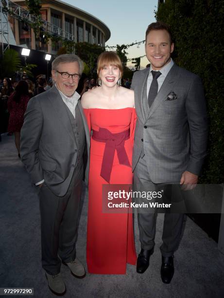 Steven Spielberg, Bryce Dallas Howard and Chris Pratt arrive at the premiere of Universal Pictures and Amblin Entertainment's "Jurassic World: Fallen...