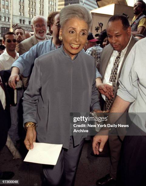 Singer Lena Horne at J&R Music, where she signed autographs for her hit album "Being Myself."