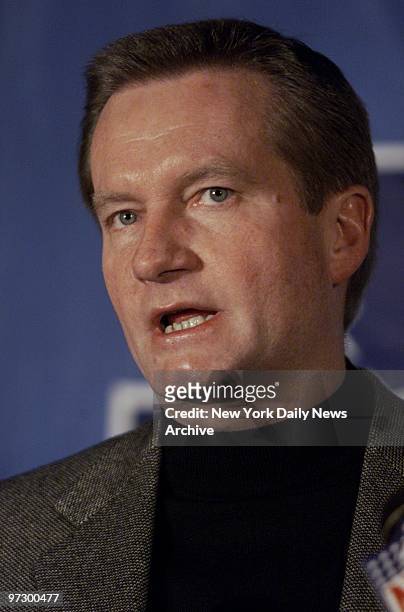 New York Giants' coach Jim Fassel speaks at a news conference regarding the NFC Championship game on Sunday against the Minnesota Vikings.