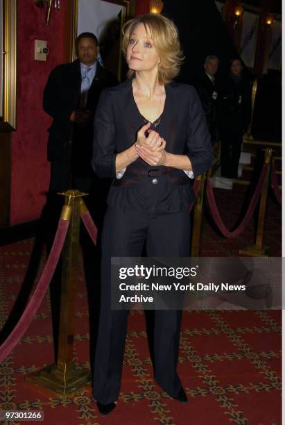 Jodie Foster arrives at the Ziegfeld Theatre for the world premiere of the movie "Inside Man." She stars in the film.