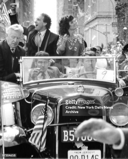 Gary Carter and wife on Broadway at the New York Mets' parade.