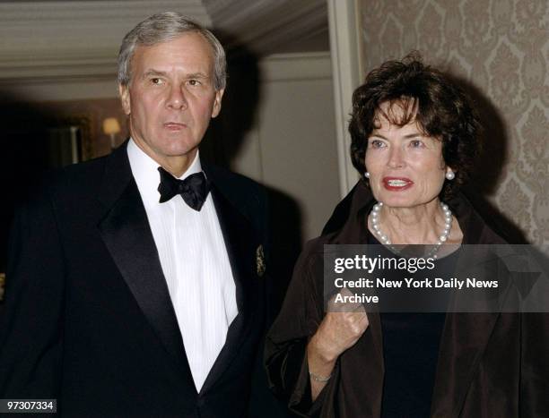 Tom Brokaw & Wife Photos and Premium High Res Pictures - Getty Images