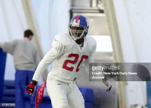 New York Giants' safety Sam Garnes works out at practice session for Sunday's NFC Championship Game against the Minnesota Vikings.