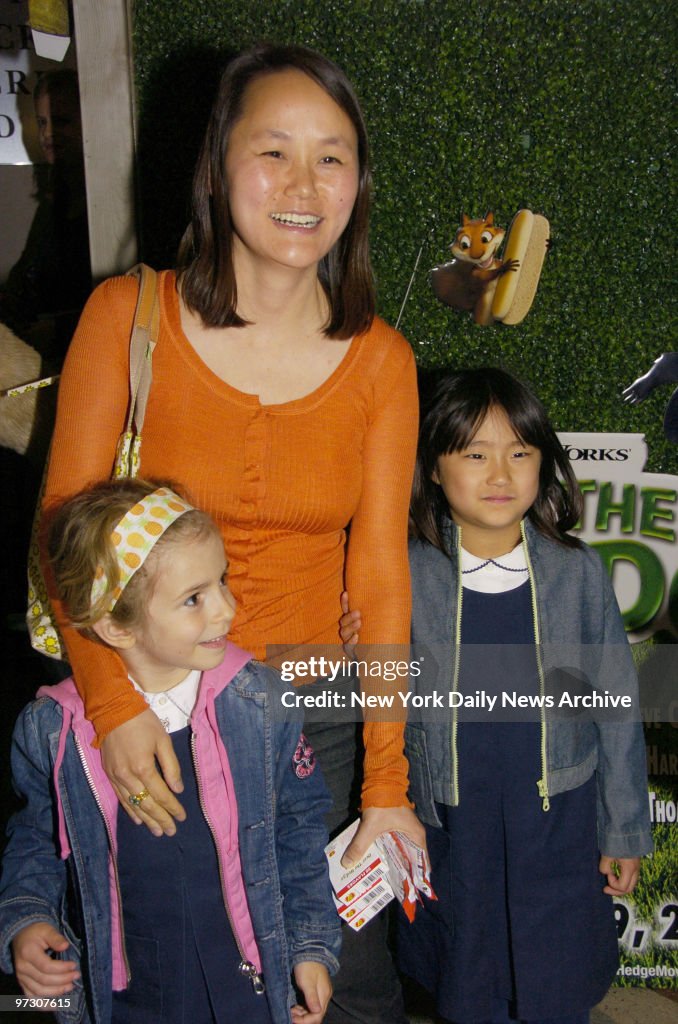 Soon-Yi Previn arrives with her daughters, Manzie Tio Allen 