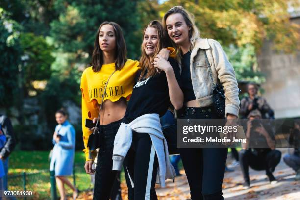 Dutch models Yasmin Wijnaldum, Luna Bijl, Maartje Verhoef during Paris Fashion Week Spring/Summer 2018 on September 30, 2017 in Paris, France. Yasmin...