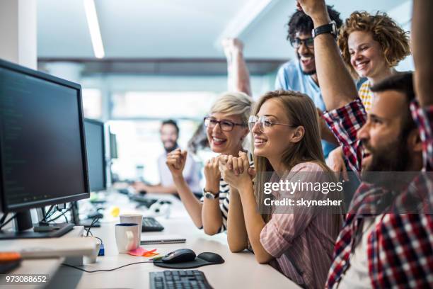 48 Fist Pump Computer Screen Stock Photos, High-Res Pictures, and ...