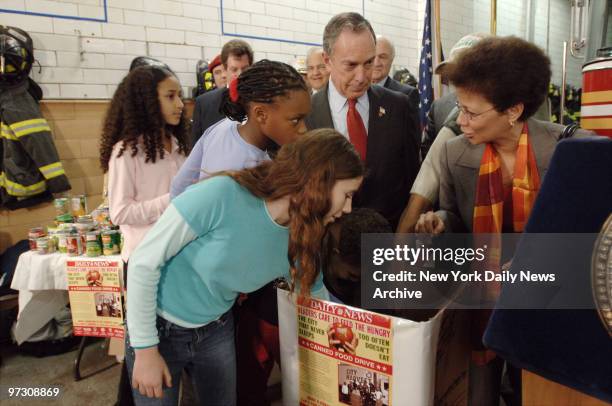 Mayor Michael Bloomberg and City Harvest Executive Director Sally Hernandez Pinero are joined by students from The Neighborhood School as they kick...