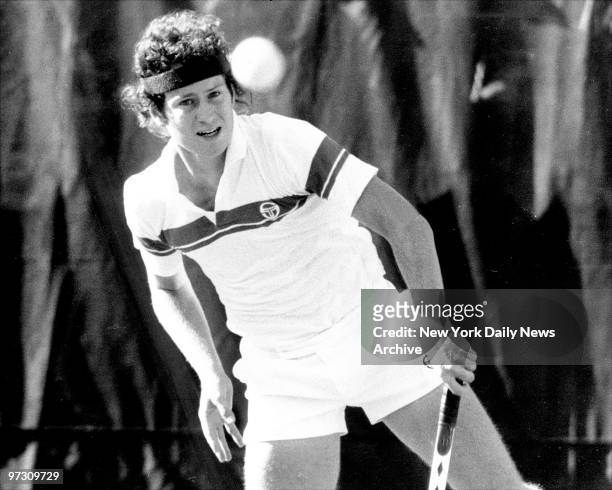 John McEnroe vs Borg Bjorn in mens finals at U.S. Open