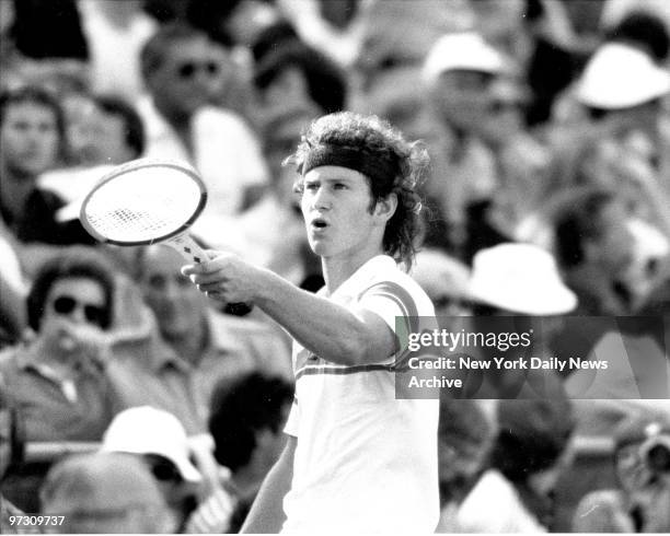 John McEnroe vs Borg Bjorn in mens finals at U.S. Open