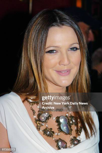 Drew Barrymore is at the Ziegfeld Theatre for the New York premiere of the movie "Music and Lyrics." She stars in the film.