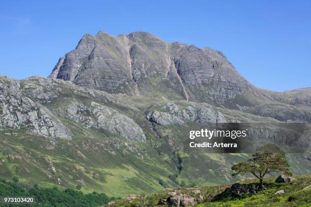 The mountain Slioch, composed of Torridonian sandstone on a base of Lewisian Gneiss, Wester Ross, Scottish Highlands, Scotland, UK.