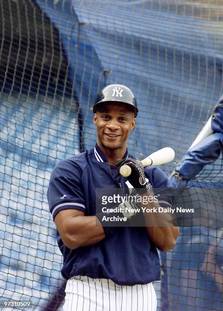 Darryl Strawberry returns to the New York Yankees.