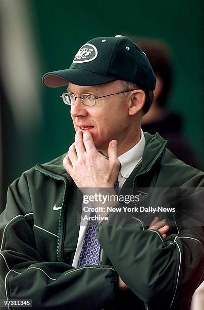 New York Jets' owner Woody Johnson watches his team's minicamp workout at Hofstra University.
