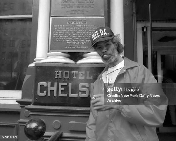 Gil Scott Heron outside the Chelsea Hotel.