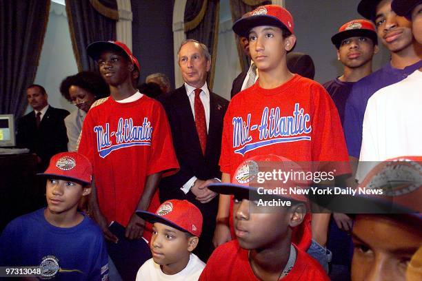 Mayor Michael Bloomberg welcomes members of the Harlem Little Leauge team at City Hall. The boys, who reached the semifinals at the Little League...