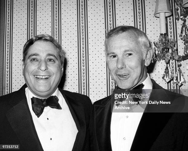 Johnny Carson received an award from the Friars Club during a testimonial dinner at Waldorf-Astoria and friends such as Bob Hope, Lucille Ball, Kirk...