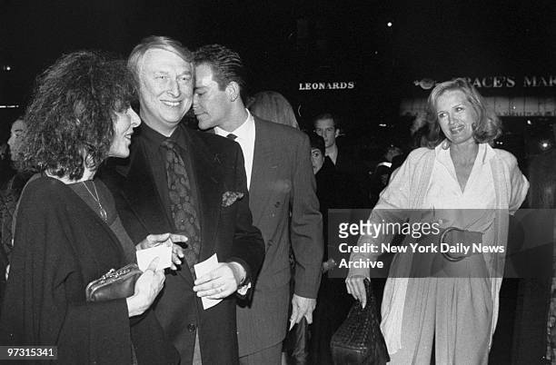 Director Mike Nichols with Elaine May and Diane Sawyer at the premiere of film "In the Spirit." May is in the movie.