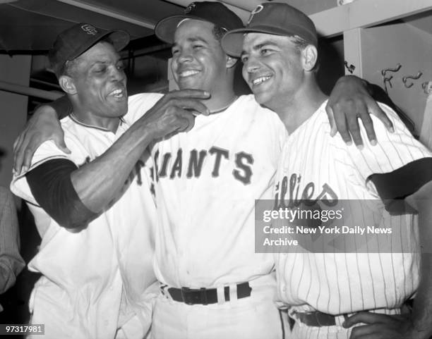 Jubilant NLers Giants' Willie Mays, pitcher Juan Marichal of Giants News  Photo - Getty Images